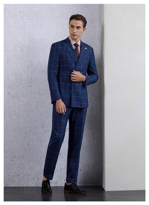 西服高級(jí)定制025 西服高級(jí)定制025